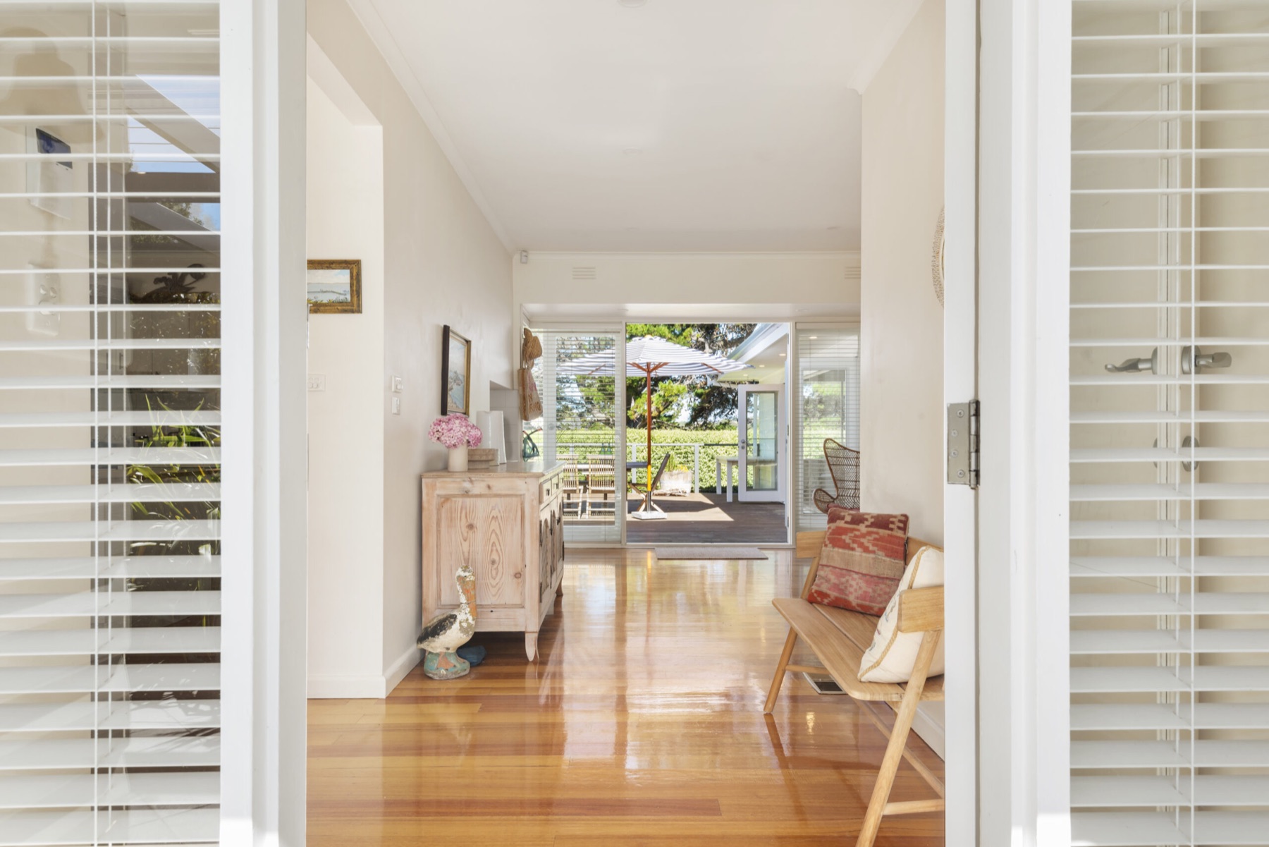 Portsea Lifestyle — main view